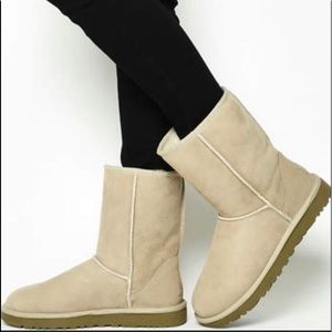 UGG | Shoes | Ugg Classic Short Sand 